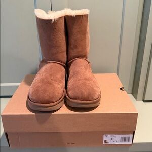 UGG Chestnut Sheepskin Boots with Bailey Bow